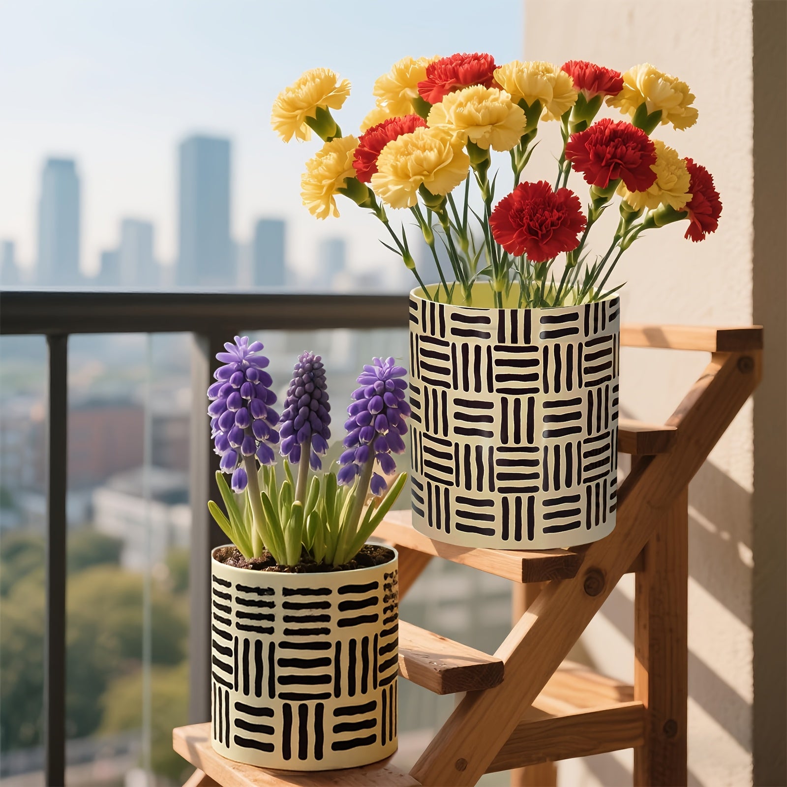 Garden 2pcs Planter Set, 3 Styles (triangle Leaf\u002Fline Patterns, Yellowish\u002Fblack). Small (7.09\